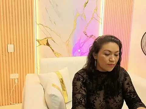 Madam Hott online show from 09/09/25, 03:39