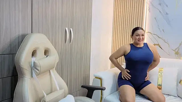 Madam Hott online show from 09/25/25, 03:32