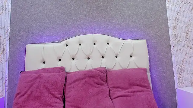 Snapshot of Rosse_Sato chatting on 10/08/25, 03:48 Rosse Sato online show from 10/08/25, 03:48