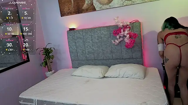 Lilith morgan01 online show from 10/14/25, 12:28