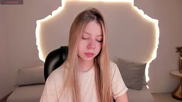 TiffannySins online show from 07/25/26, 07:11
