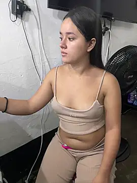 Luciaparker03 online show from 06/09/26, 12:17