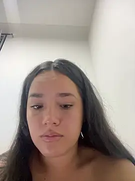 Luciaparker03 online show from 07/18/26, 12:59