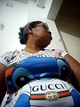 Snapshot of Big_ass_submissive chatting on 09/23/25, 06:44 Big ass submissive online show from 09/23/25, 06:44