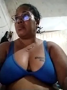 Snapshot of Big_ass_submissive chatting on 10/27/25, 12:20 Big ass submissive online show from 10/27/25, 12:20