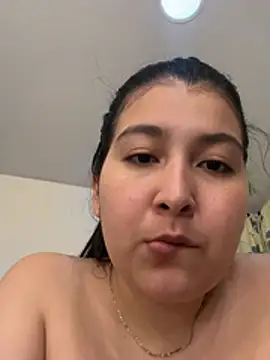 evelyn 1702 online show from 07/24/26, 11:58