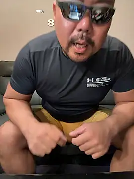 Snapshot of jack_jay0103 chatting on 09/17/25, 12:18 jack jay0103 online show from 09/17/25, 12:18