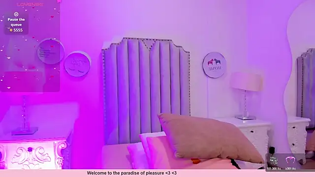 Snapshot of Alison_Carde05 chatting on 04/13/26, 07:08 Alison Carde05 online show from 04/13/26, 07:08