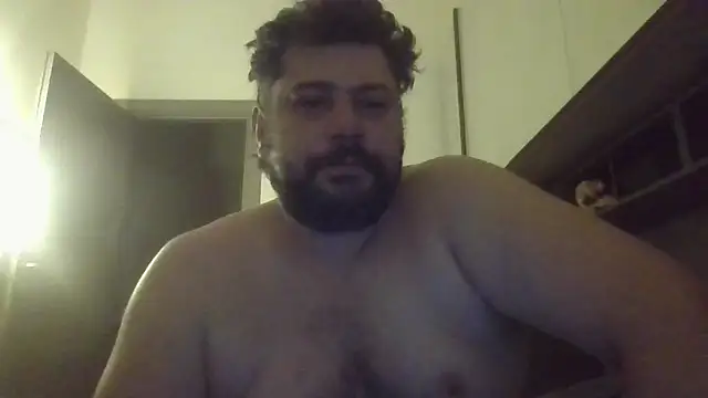 giuseppelovisi85 online show from 10/02/25, 04:52