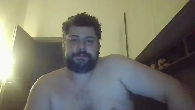 giuseppelovisi85 online show from 10/05/25, 06:12