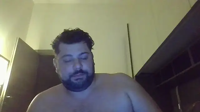 giuseppelovisi85 online show from 10/21/25, 06:19