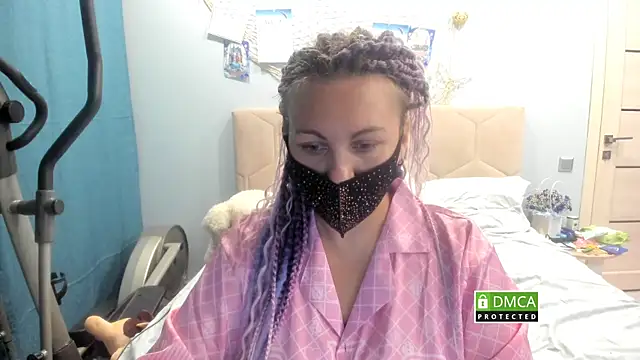 EmilyMali online show from 10/14/25, 06:09