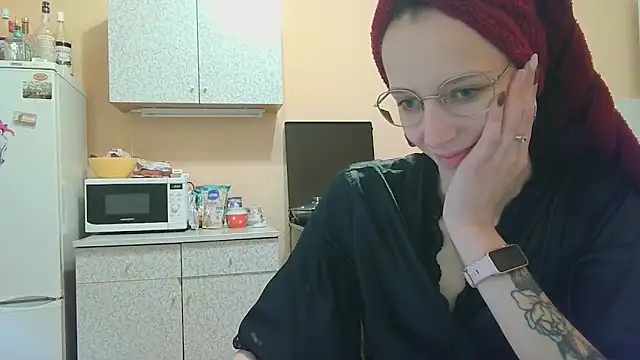 Lucy Divine online show from 09/16/25, 11:22