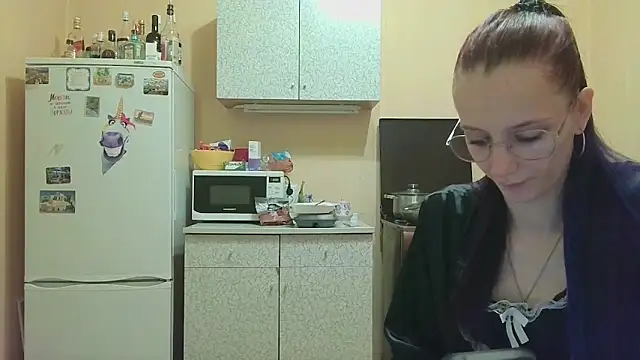 Lucy Divine online show from 09/27/25, 10:26