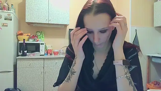 Lucy Divine online show from 10/22/25, 02:17