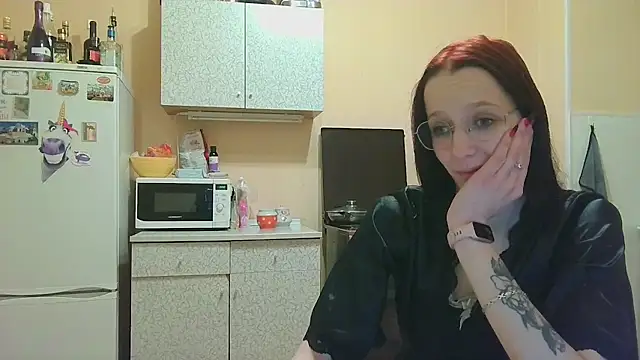 Lucy Divine online show from 11/13/25, 08:08