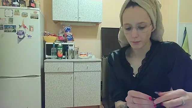 Lucy Divine online show from 11/15/25, 05:09