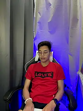 Snapshot of Prince-Harrison chatting on 10/28/25, 04:53 Prince-Harrison online show from 10/28/25, 04:53