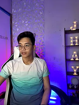 Snapshot of Prince-Harrison chatting on 10/29/25, 12:51 Prince-Harrison online show from 10/29/25, 12:51