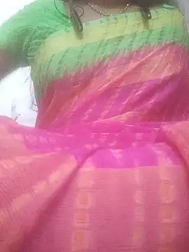 hotmahitha online show from 05/22/26, 01:57