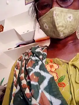 hotmahitha online show from 06/02/26, 02:57