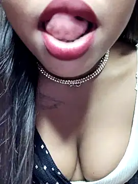 priyanka1345 online show from 09/10/25, 02:39