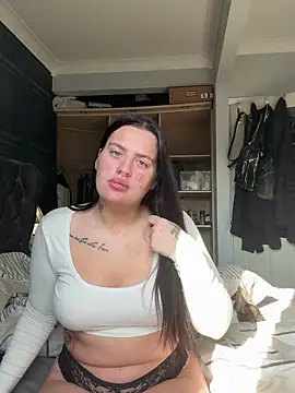 Victoriasteel online show from 09/27/25, 09:03