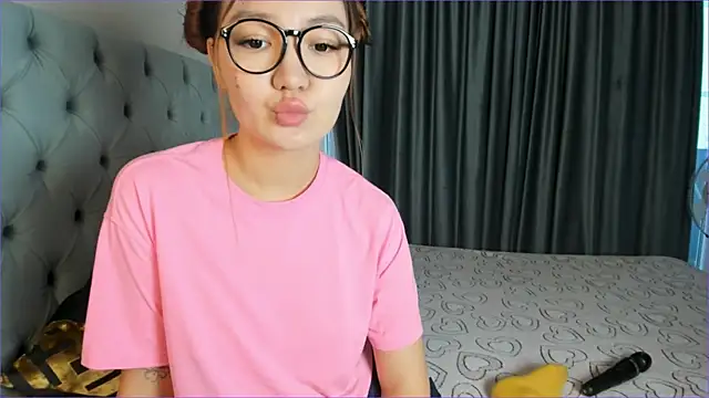 ElaraHaze online show from 09/12/25, 06:57