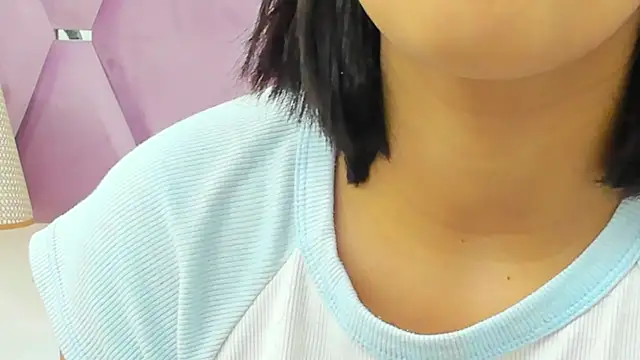 Snapshot of MaskedGirl_ chatting on 09/18/25, 11:56 MaskedGirl  online show from 09/18/25, 11:56