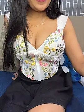 Riya-6969 online show from 07/28/26, 02:24
