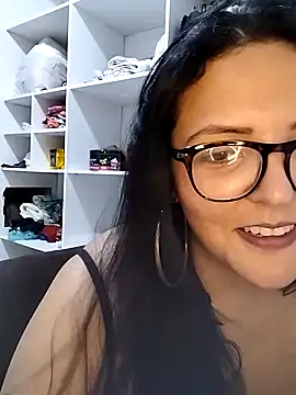 Snapshot of AuroraChest chatting on 09/21/25, 07:59 AuroraChest online show from 09/21/25, 07:59