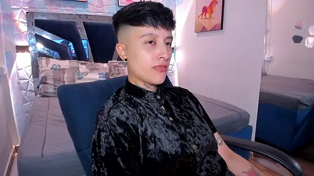 abby thommson1 online show from 09/18/25, 02:02