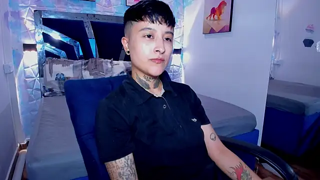 abby thommson1 online show from 09/23/25, 01:52