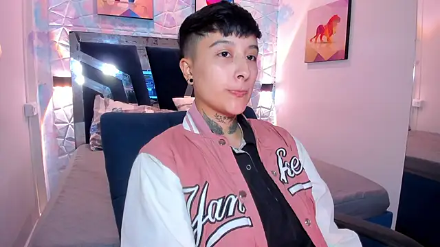 abby thommson1 online show from 09/28/25, 03:56