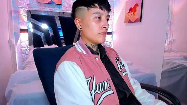 abby thommson1 online show from 10/04/25, 05:27