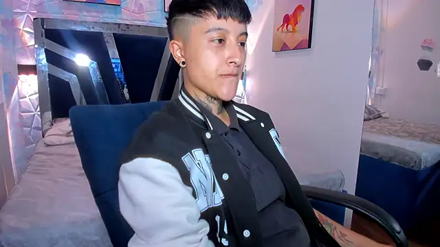 abby thommson1 online show from 10/08/25, 03:59