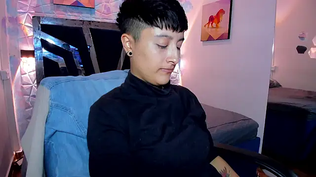 abby thommson1 online show from 10/21/25, 04:02