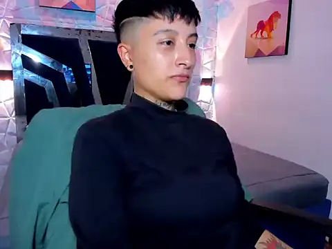 abby thommson1 online show from 10/24/25, 04:20