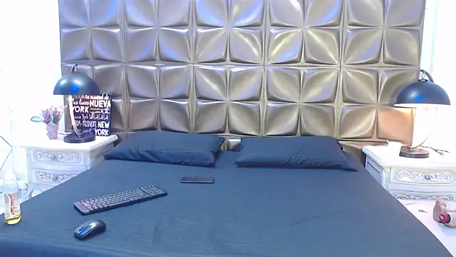 MeganLarsson online show from 10/29/25, 11:56