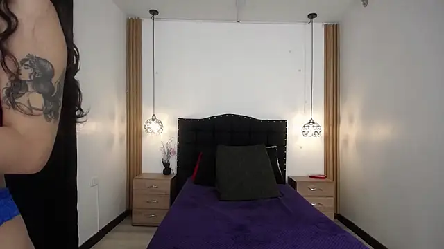 KENDALL ART online show from 12/05/25, 09:00