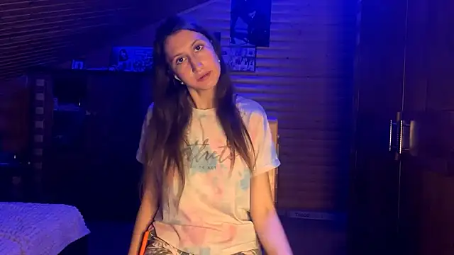 Snapshot of Shyselly chatting on 09/26/25, 07:40 Shyselly online show from 09/26/25, 07:40