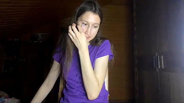 Snapshot of Shyselly chatting on 10/10/25, 04:50 Shyselly online show from 10/10/25, 04:50