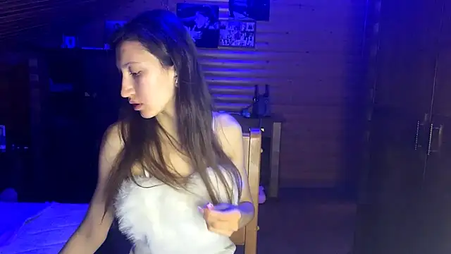 Snapshot of Shyselly chatting on 11/05/25, 05:24 Shyselly online show from 11/05/25, 05:24