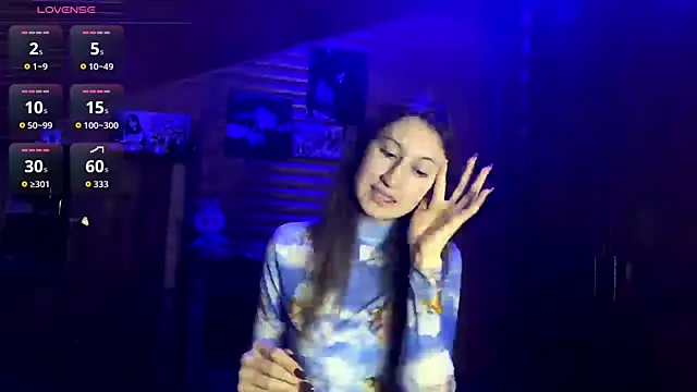 Snapshot of Shyselly chatting on 11/23/25, 05:13 Shyselly online show from 11/23/25, 05:13