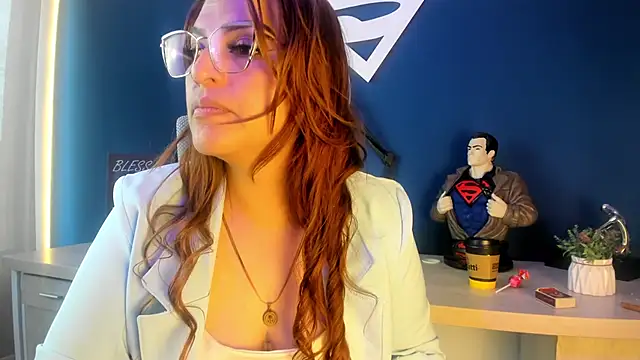 Skylar  Desire online show from 10/17/25, 02:30