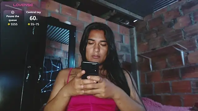  Diviine karoll  online show from 09/18/25, 05:37