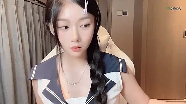 Makinghappymyself  online show from 11/14/25, 09:52