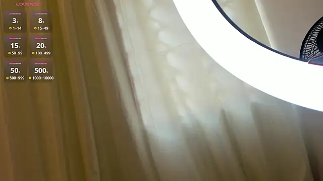 Snapshot of Zahra_milks chatting on 03/19/26, 01:26 Zahra milks online show from 03/19/26, 01:26
