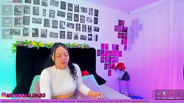 Snapshot of Sarahandzack chatting on 09/13/25, 05:24 Sarahandzack online show from 09/13/25, 05:24