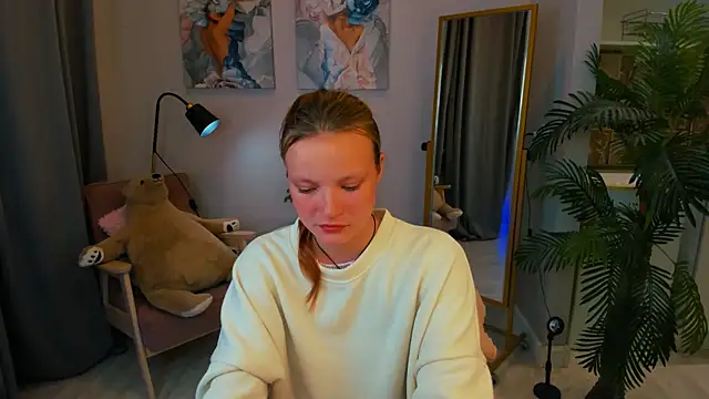 Ginger Emma online show from 09/11/25, 08:42